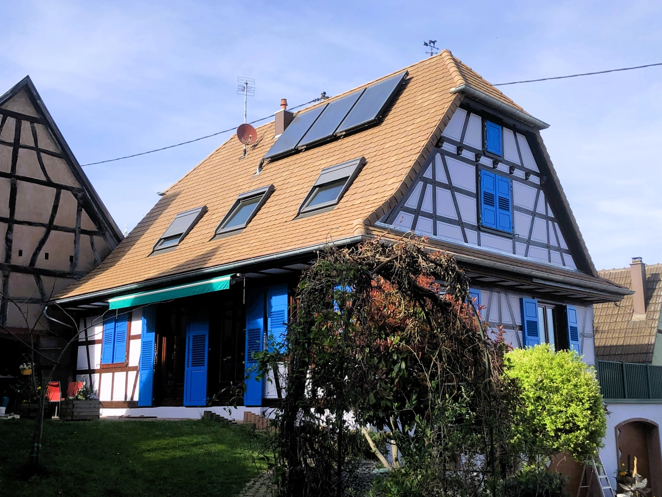 Ravalement de façade et peinture des volets battants